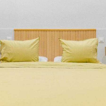 Centrico Apartamento Con 3 Banos En Puerta Del Sol Y Atocha Madrid Exterior photo